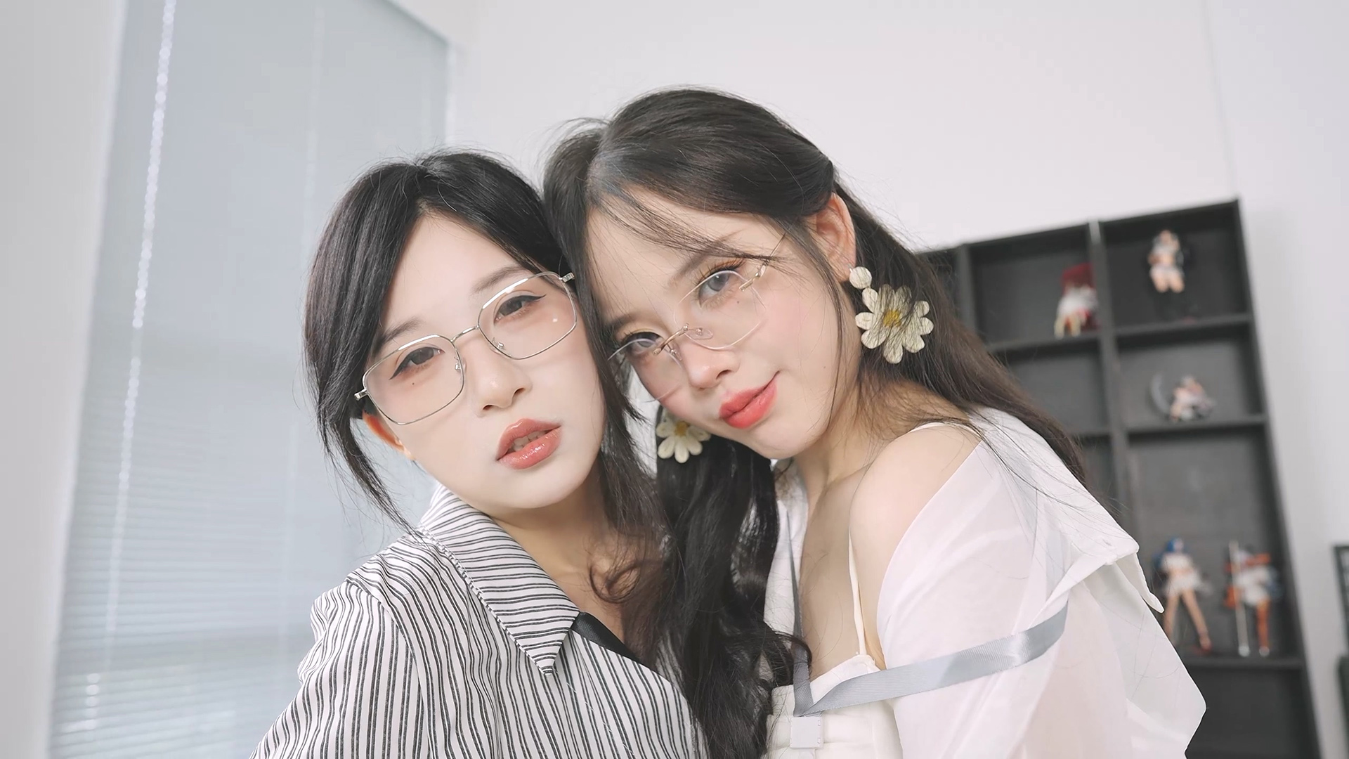 总裁和女高管/The Beauty and the CEO 第2张 总裁和女高管/The Beauty and the CEO 第2张